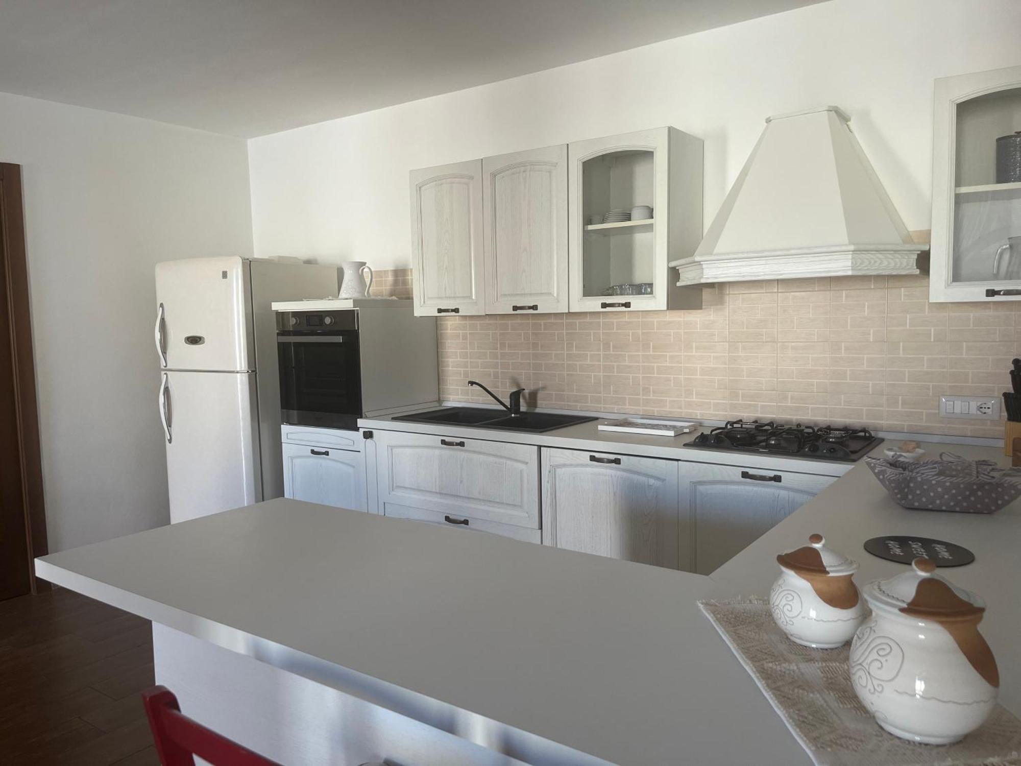 L'Essenziale Apartment Порто Торес Екстериор снимка